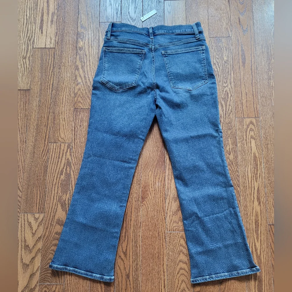 Madewell Mid-rise Kick Out - Picture 2 of 4